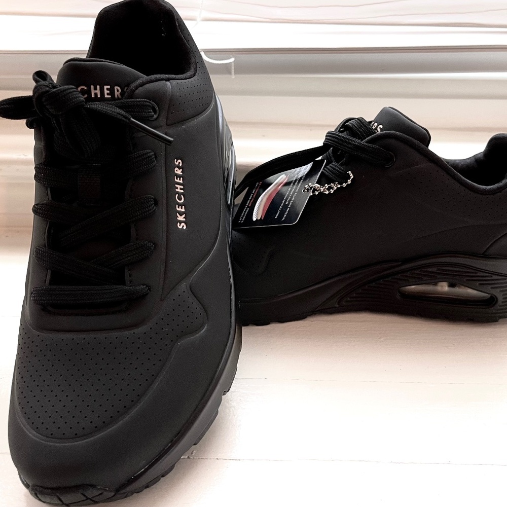 Sketchers Uno Stand On Air- Size 9